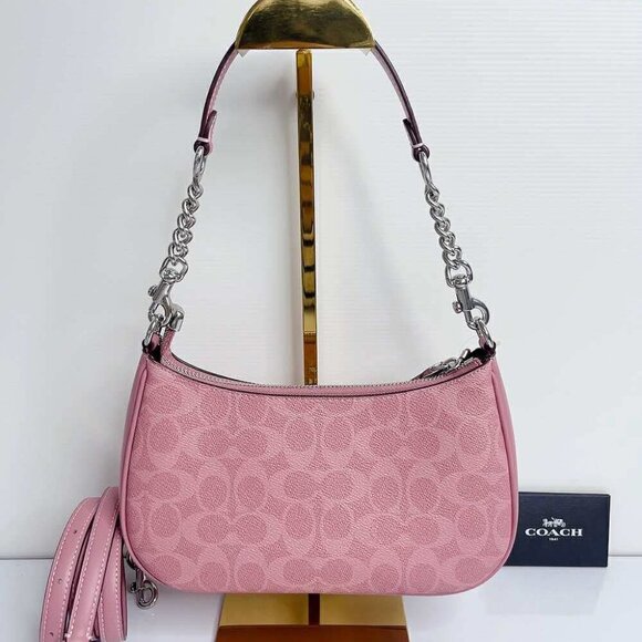COACH Teri Shoulder Bag In Signature Canvas CV933 Dusty Pink - Picture 2 of 4